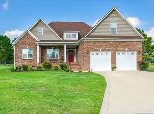 354 Lockhaven Pl, Raeford, NC 28376