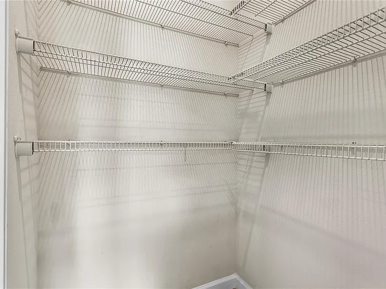 1582 Finnigan Cir — Photo 14
