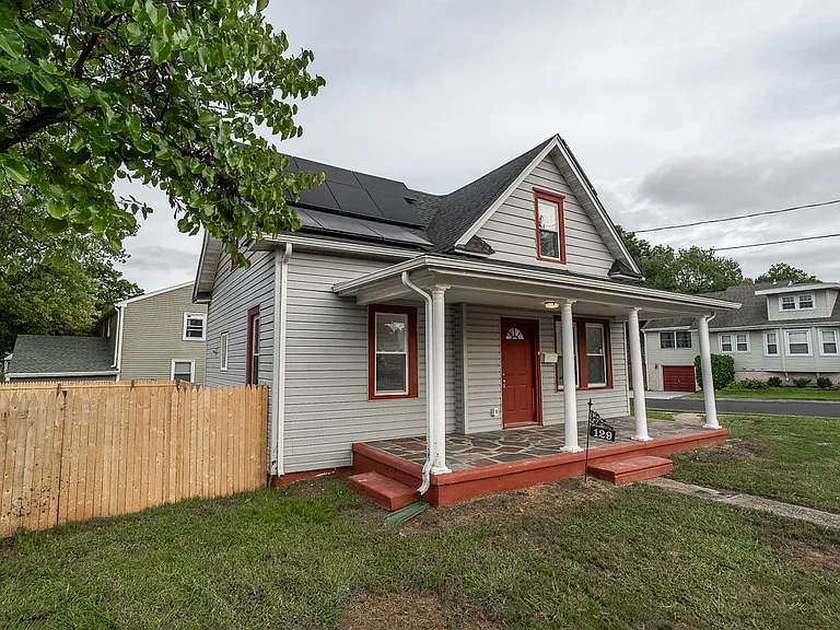 129 S Coles Ave — Photo 2
