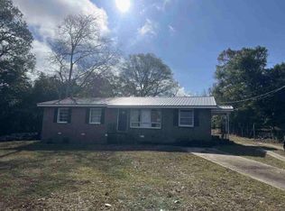 160 Meadowview Dr, Ozark, AL 36360