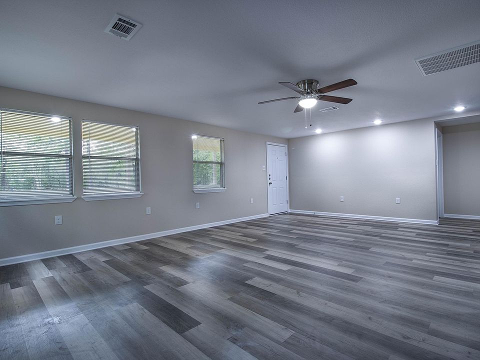 20571 Lodge Rd, New Caney, TX 77357 Zillow