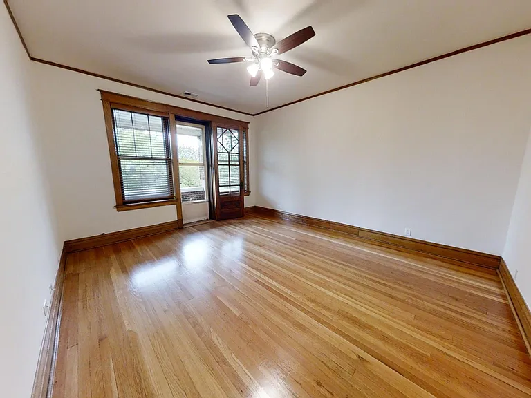 3767 N Lakewood Ave — Photo 4