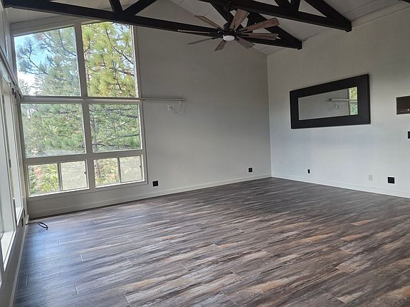 2nd image of 686 Virginia Dr
