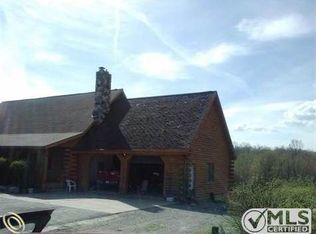 2557 E Allen Rd, Howell, MI 48855