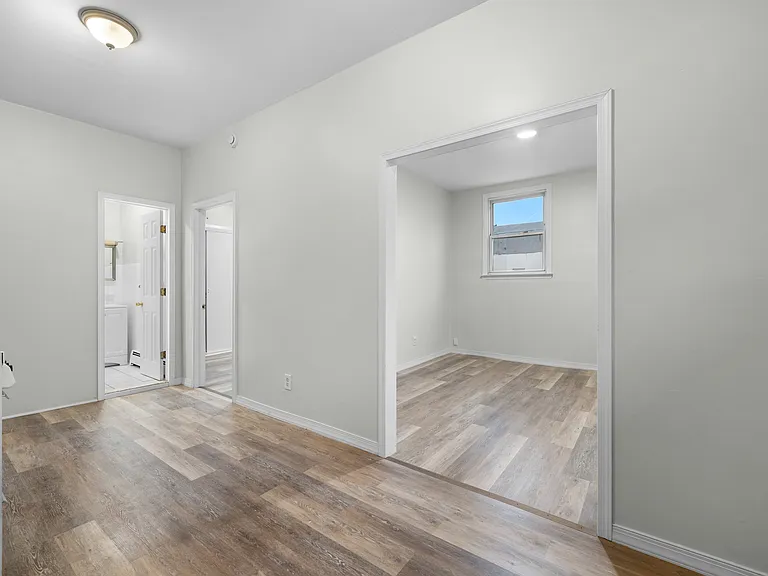 233 Avenue B #1F — Photo 4