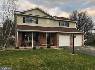 906 Sollenberger Rd, Chambersburg, PA 17202