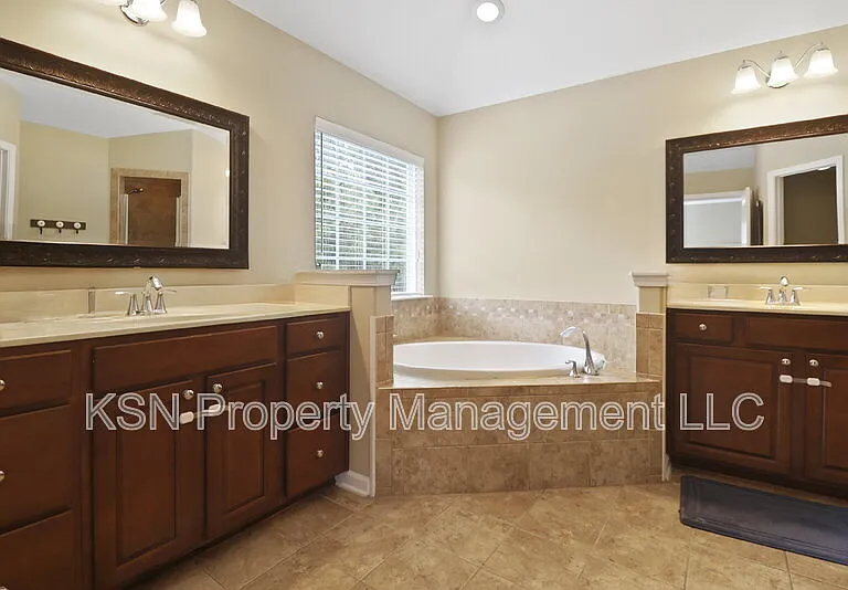 144 Tahoe Dr — Photo 42