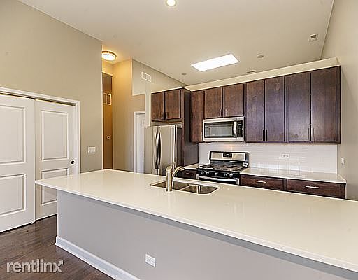 Kitchen (2)