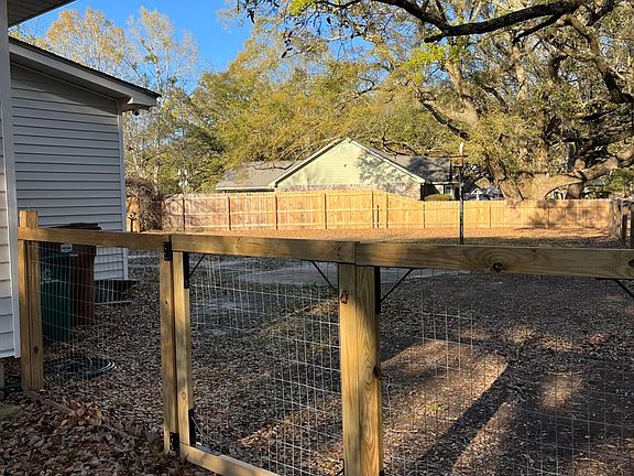 2nd image of 5554 Daugherty Rd