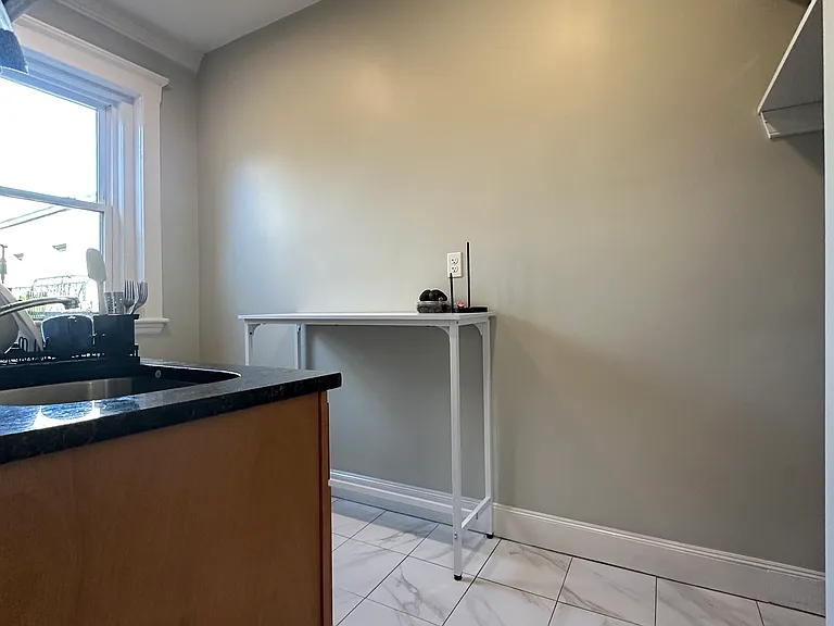 75 Park Dr #19 — Photo 6