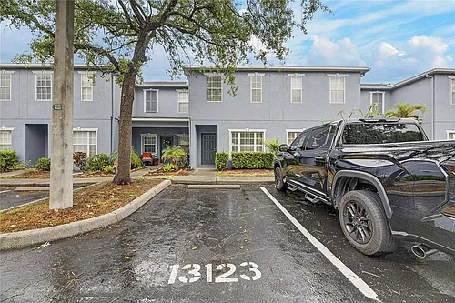 13123 Kings Crossing Dr Photo 1