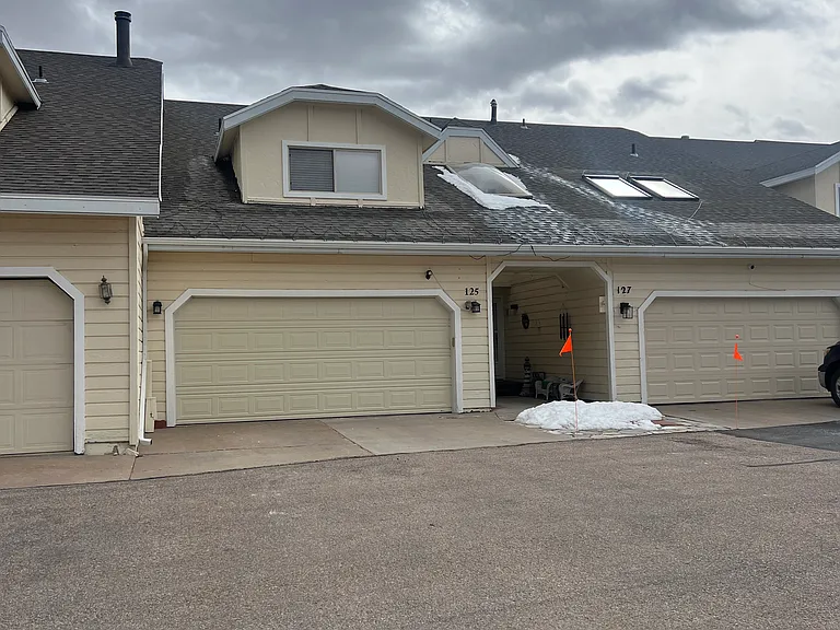 125 Fox Point Loop Rd — Photo 1