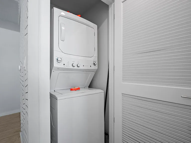 Washer/Dryer