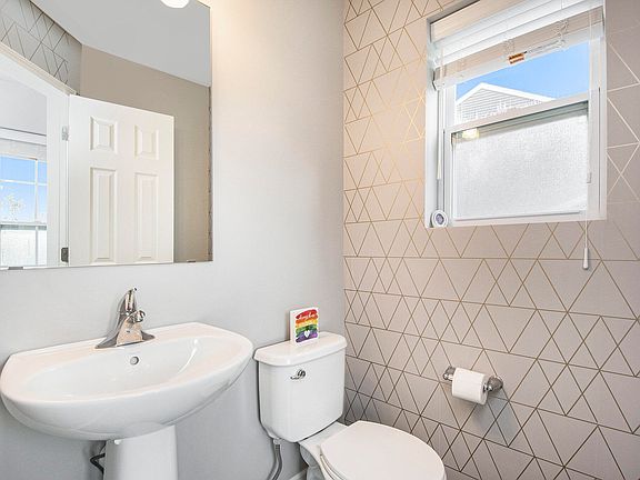 5th image of 6659 Dutton Trail Dr SE