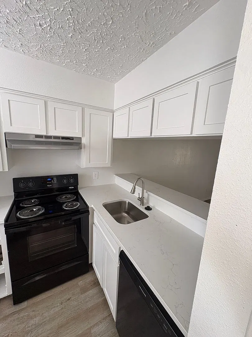 Garden Oaks San Marcos — Photo 1