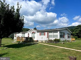 2277 Apple Way Rd, Saint Thomas, PA 17252