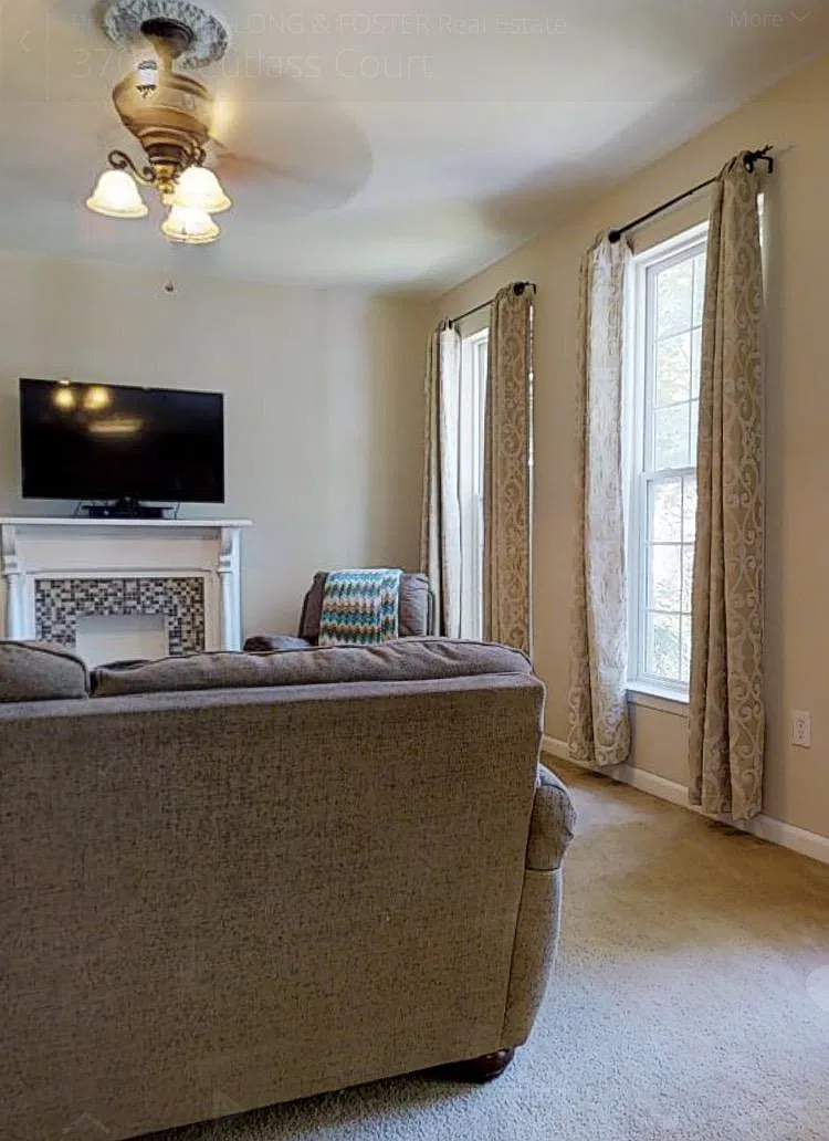 3 bed, 2.5 bath, 1872 sqft, $2,000 — Photo 3