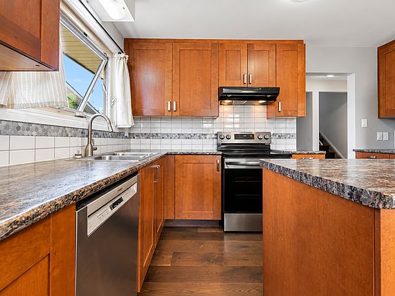 4th image of 14402 64th St NW