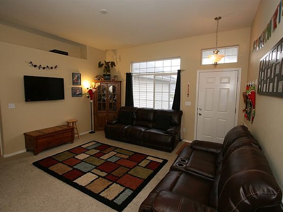 5th image of 17321 E Knox Ave