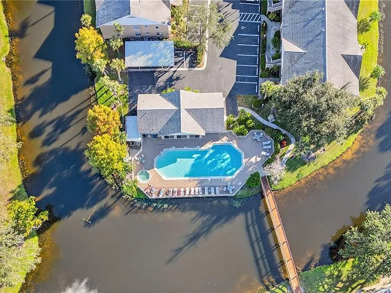 138 Pebble Shores Dr #103 — Photo 35