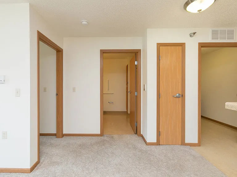 Fargo, ND Sunrise North | Hallway