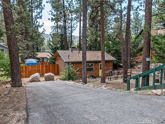 2nd image of 42955 Encino Rd