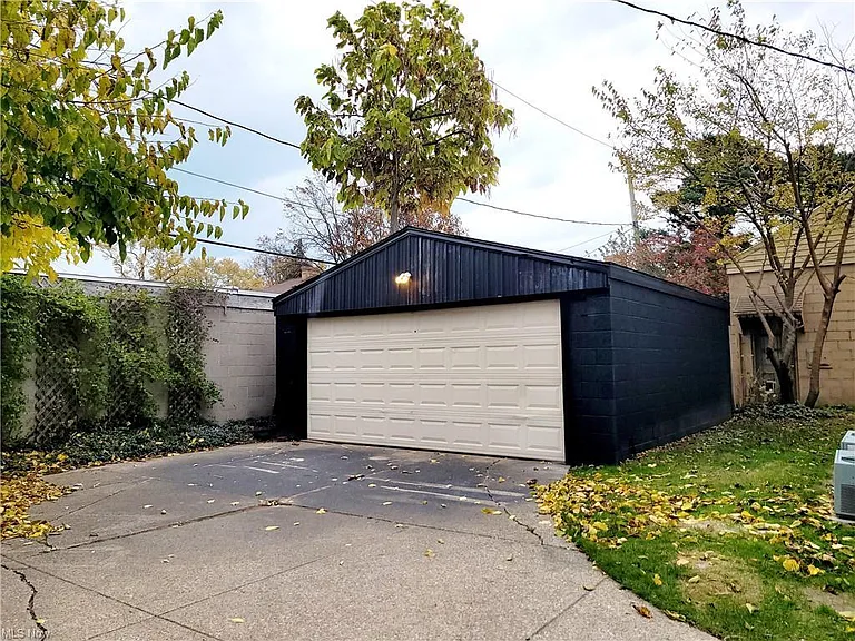 Spacious 2 Car Garage.