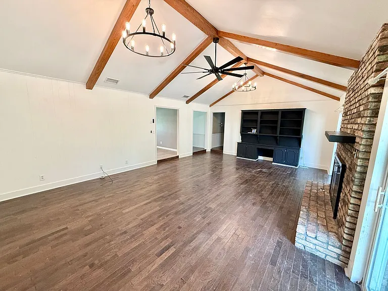 1406 Jeff Davis Dr — Photo 6