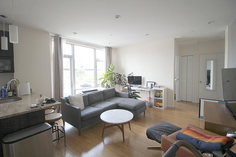 1st image of 499 Vanderbilt Ave APT 5B