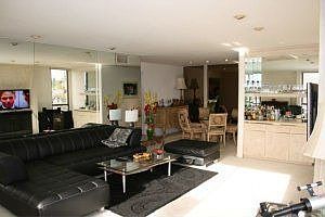 3rd image of 2304 S Beverly Glen Blvd Unit 504