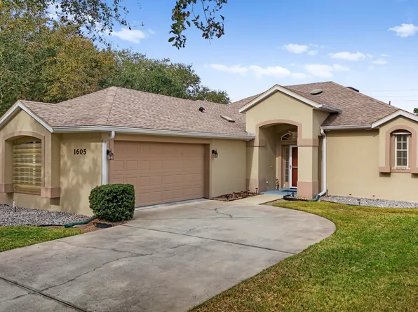 1605 Town Park Dr, Port Orange, FL 32129