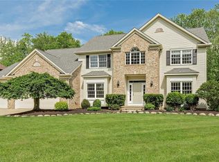 7325 Joseph Dr, Solon, OH 44139