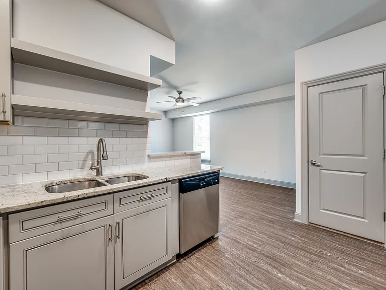 3912 Rawlins St — Photo 11
