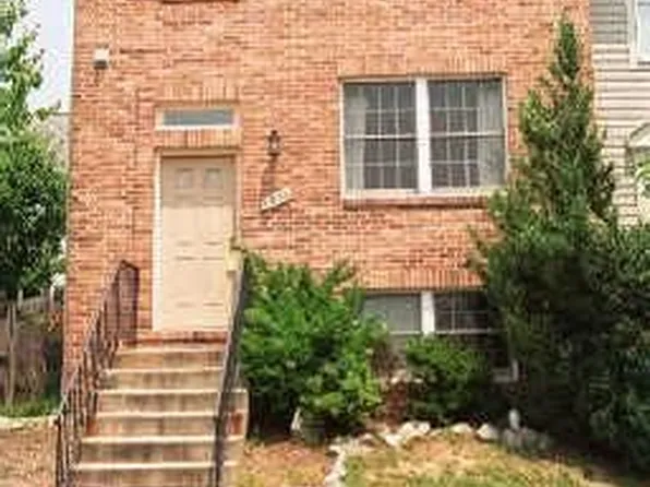 1972 Knoll Top Ln, Woodbridge, VA 22191