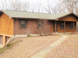10391 Twin Oaks Dr, Festus, MO 63028
