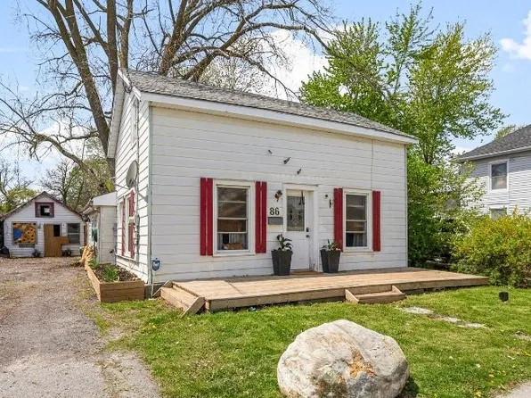 86 Yeomans St, Belleville, ON K8P 3X5