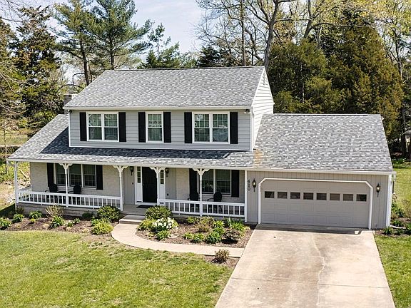 4th image of 410 Bentley Ave