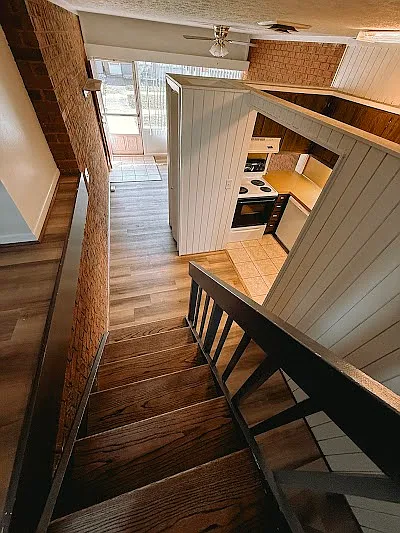 2 bed, $1,000 — Photo 2