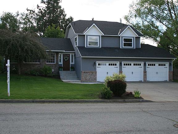 2nd image of 3512 E 62nd Ave