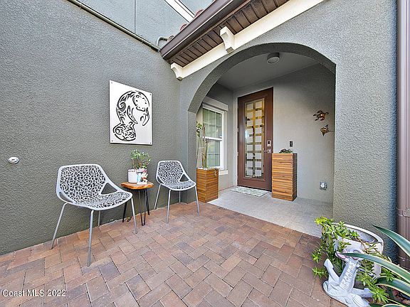 3rd image of 131 Redondo Dr #131