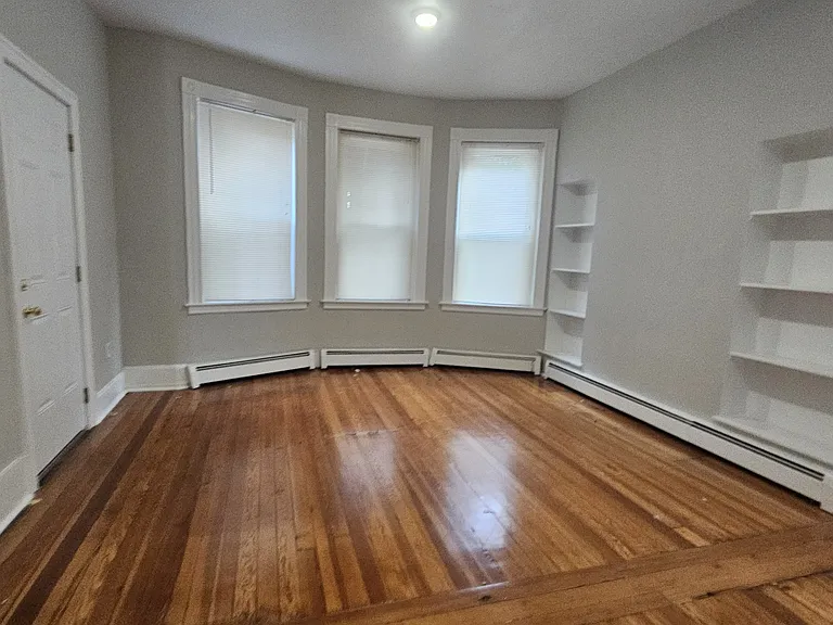 533 Chapel St #3B — Photo 9