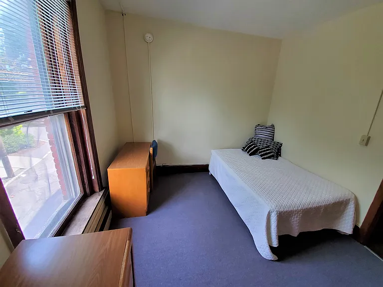 Aces Apartments — Photo 91