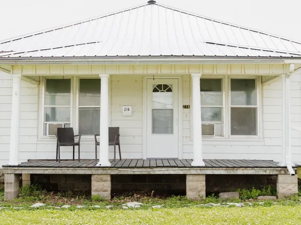 (undisclosed Address), Mount Sterling, IL 62353