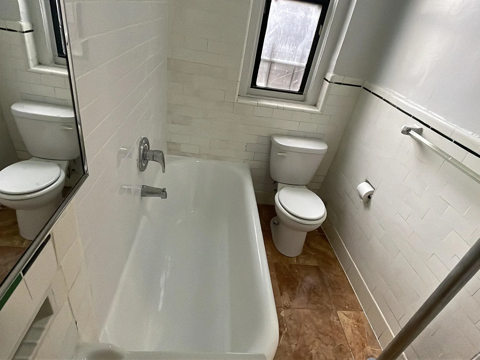 2825 Grand Concourse — Photo 4