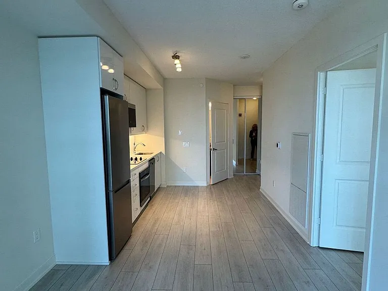 38 Annie Craig Dr #1606 — Photo 15