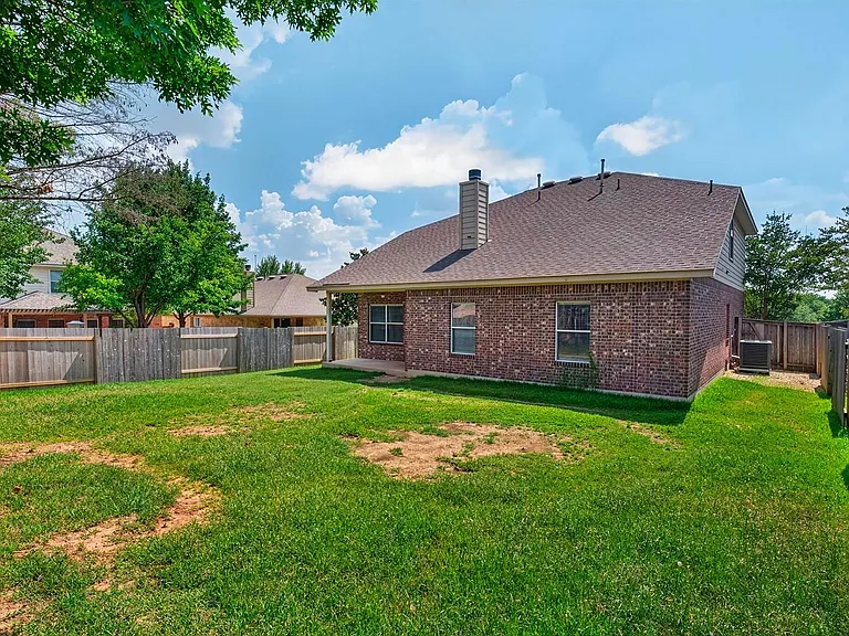 4489 Western Lake Dr — Photo 31