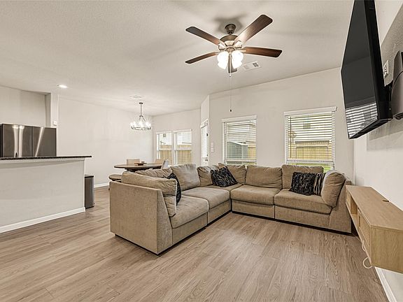 5th image of 6520 Gillock Meadow Ln