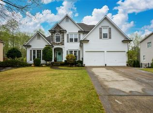 853 Valley Dr, Canton, GA