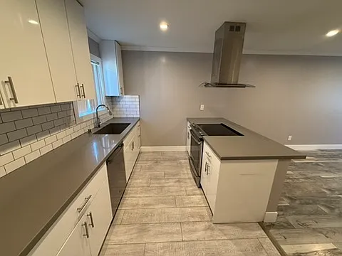 217 Santa Clara Ave #404 — Photo 6