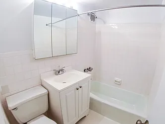 Rented by Urban Real Estate Inc